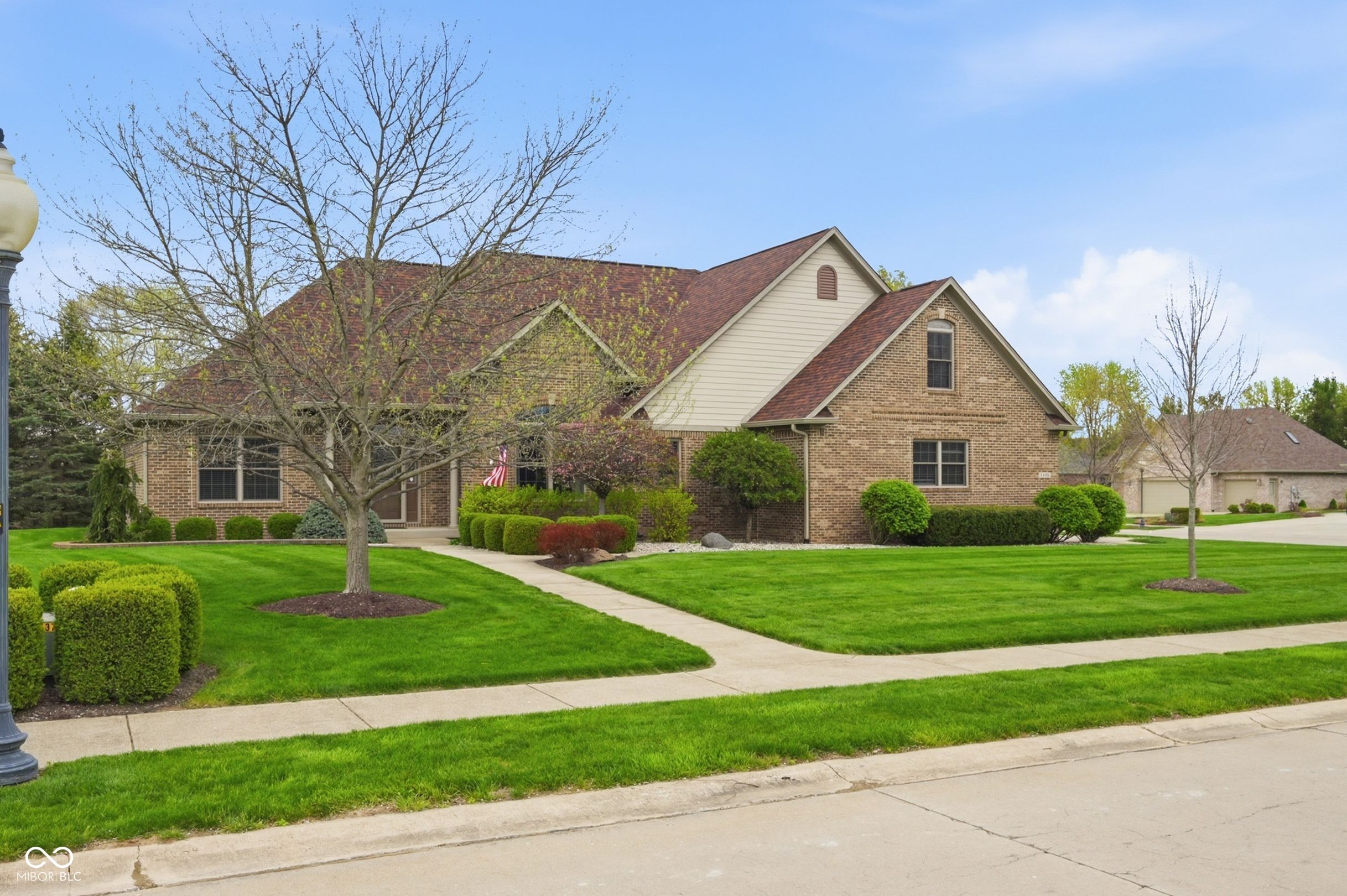 1103 Raintree Drive Greenfield, IN 46140 - Photo 3 of 40