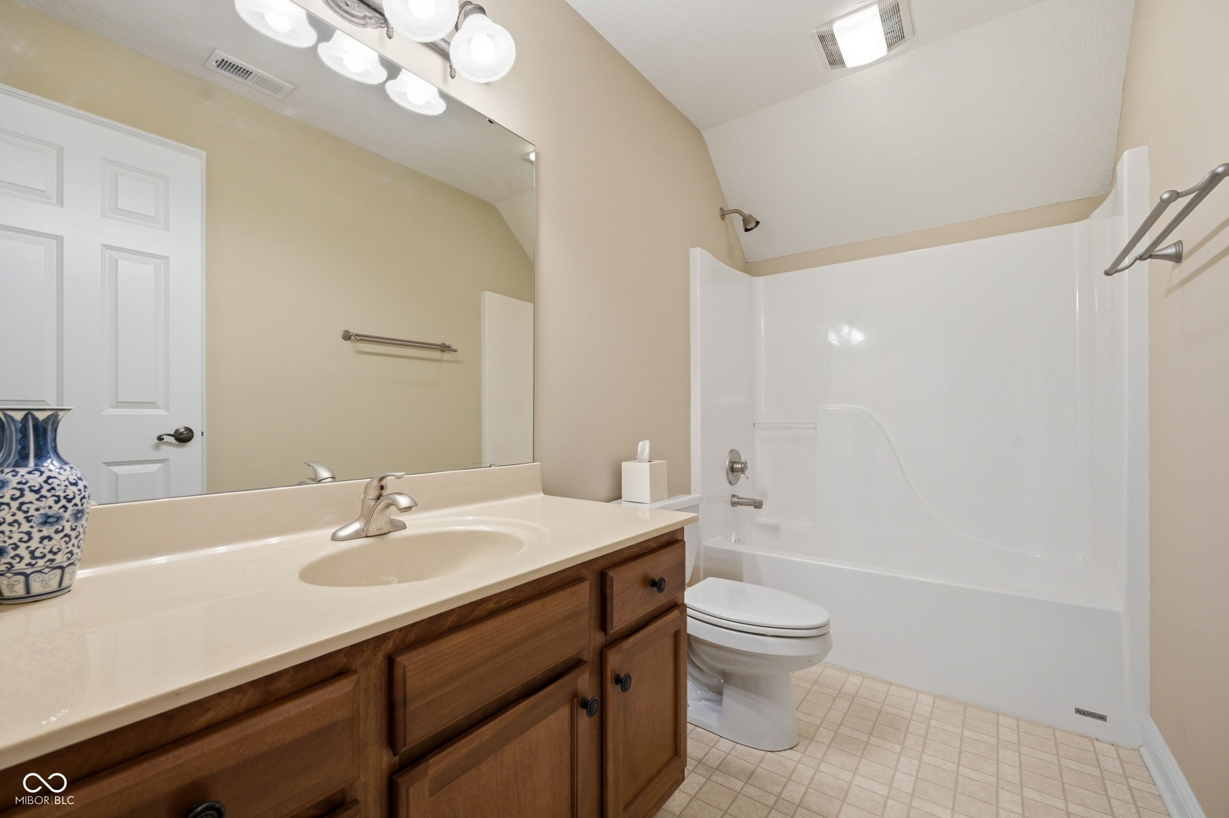 1103 Raintree Drive Greenfield, IN 46140 - Photo 33 of 40