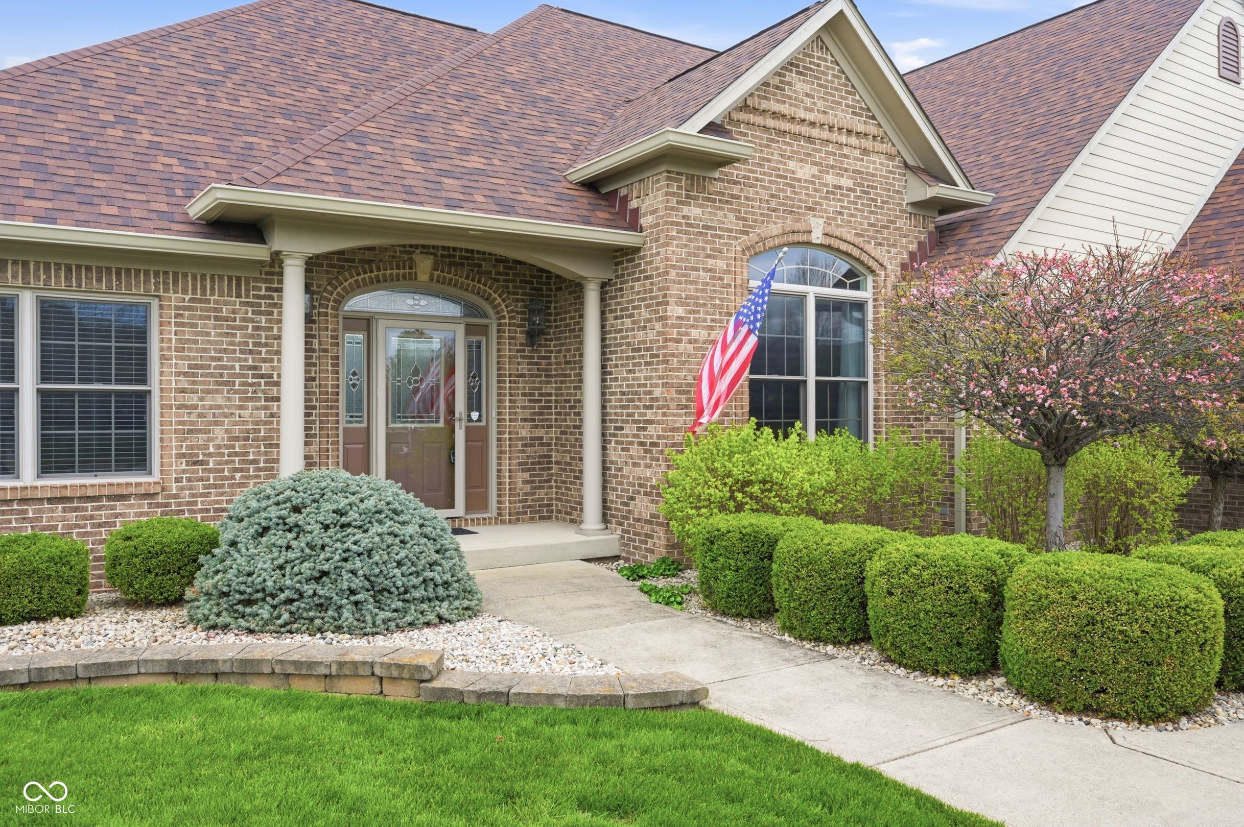 1103 Raintree Drive Greenfield, IN 46140 - Photo 4 of 40