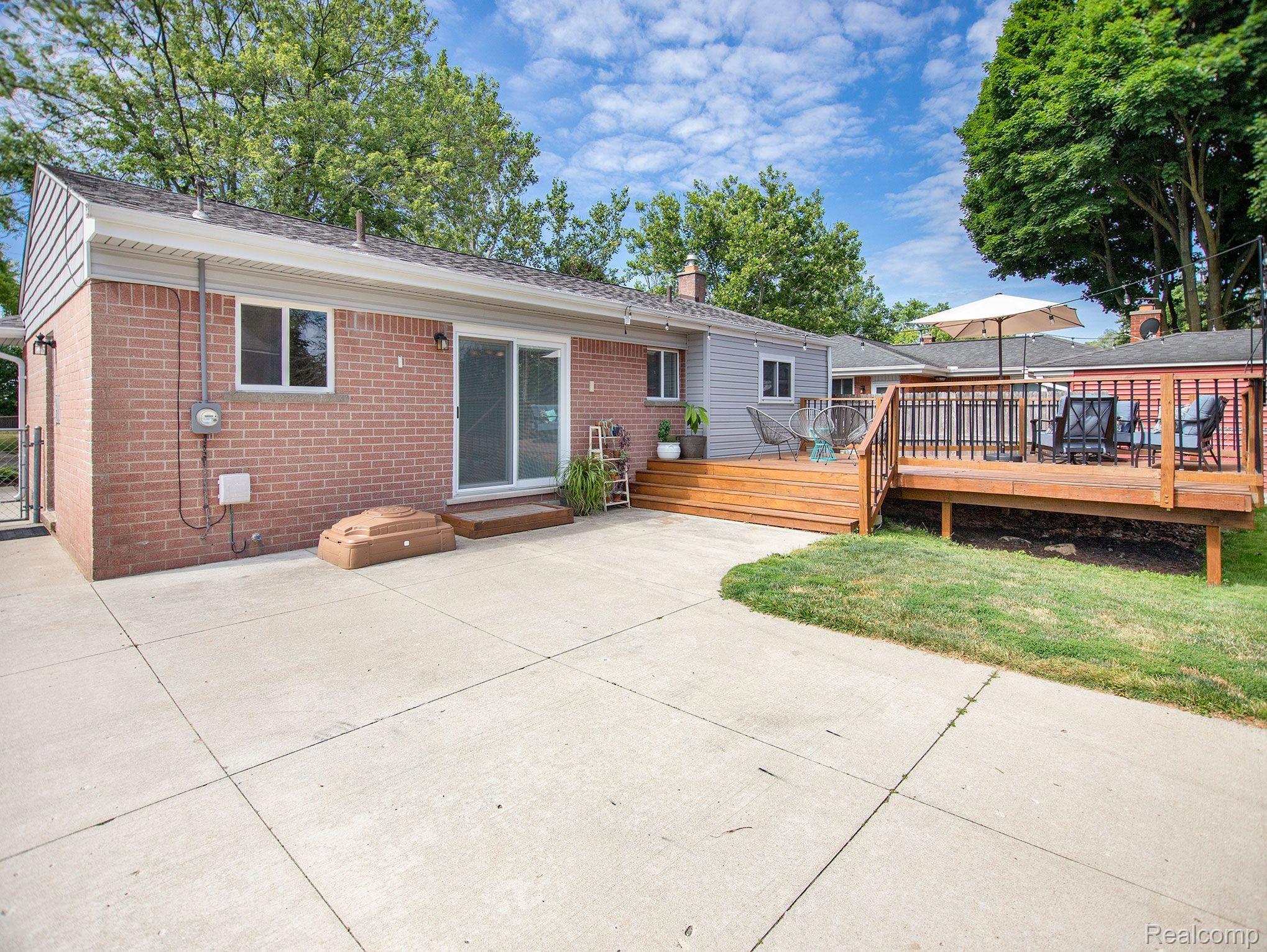 533 Meadow Lane Rochester, MI 48307 - Photo 30 of 35 Gallery Image 30