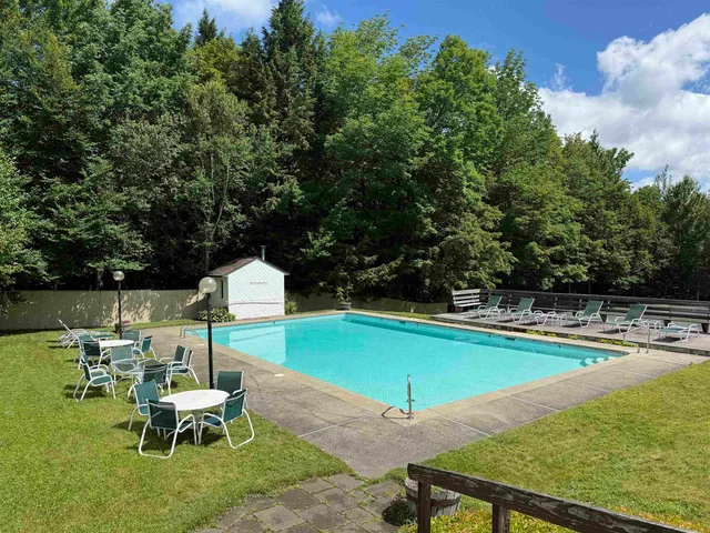 $695,000 | 104 Spring Fling Road, Unit 25, Warren, VT 05674