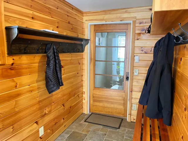 $695,000 | 104 Spring Fling Road, Unit 25, Warren, VT 05674