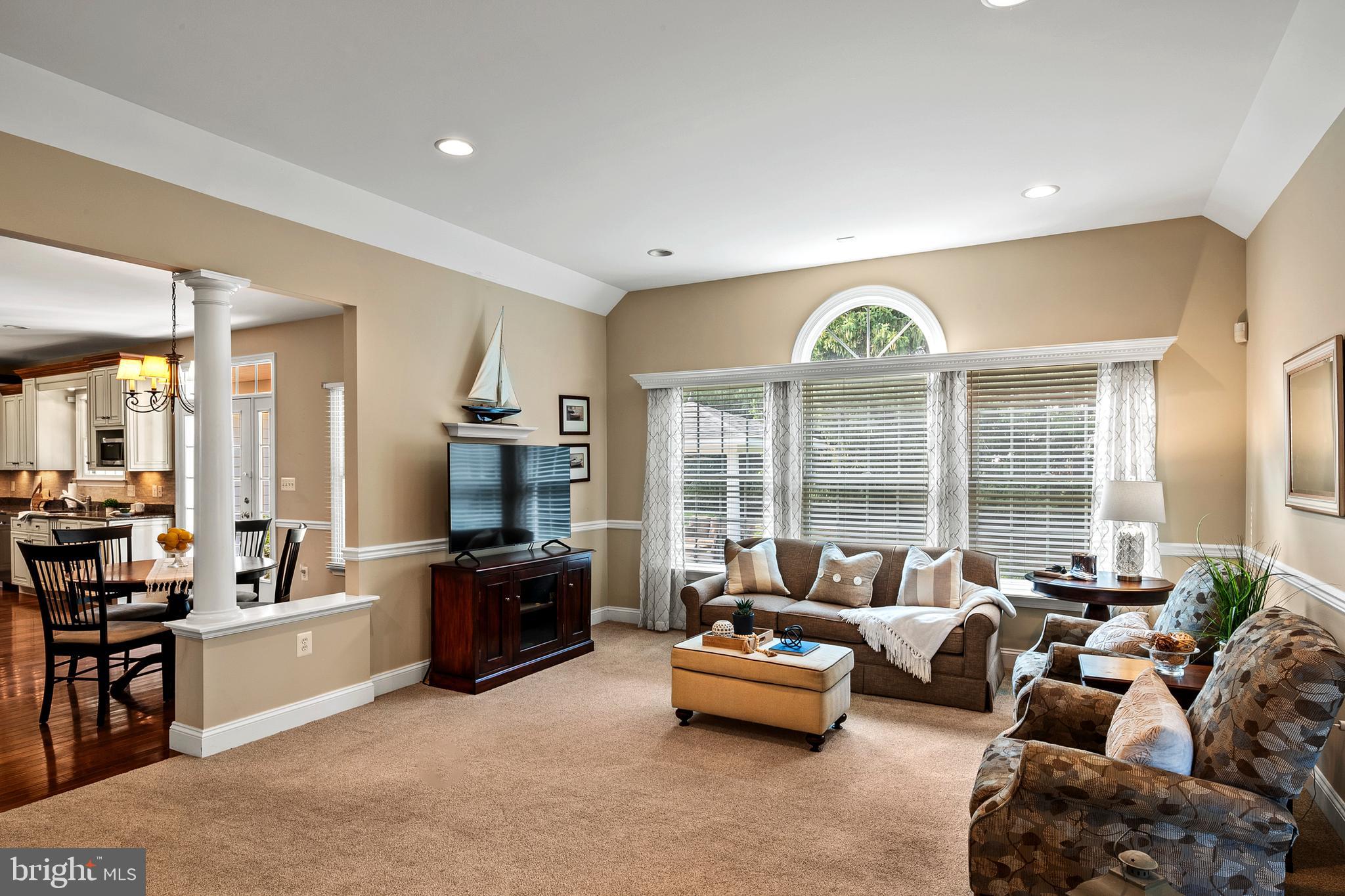 1332 Rossback Road Davidsonville, MD 21035 - Photo 26 of 72 Family Room