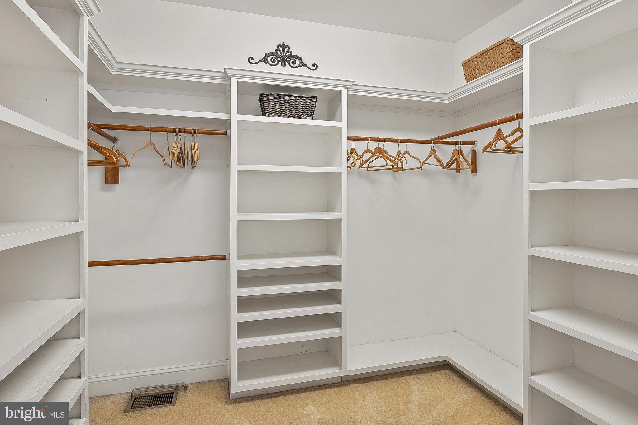 1332 Rossback Road Davidsonville, MD 21035 - Photo 37 of 72 Walk In Closet