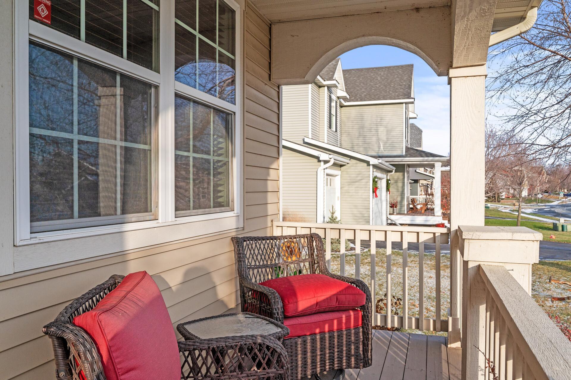 7001 Oak Ridge Court Shakopee, MN 55379 - Photo 2 of 28 Gallery Image 2