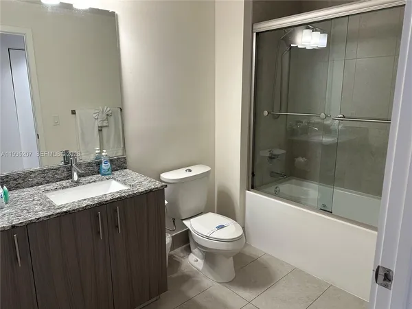 $4,100 | 5350 Northwest 84th Avenue, Unit 1107, Doral, FL 33166