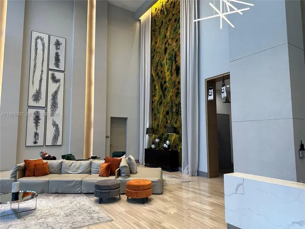 $4,100 | 5350 Northwest 84th Avenue, Unit 1107, Doral, FL 33166