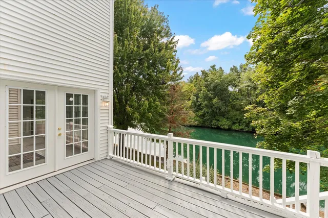 $575,000 | 1001 Lake Pointe Lane, Mahomet, IL 61853