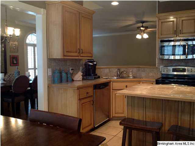 608 Ridgewood Drive Birmingham, AL 35226 - Photo 7 of 32
