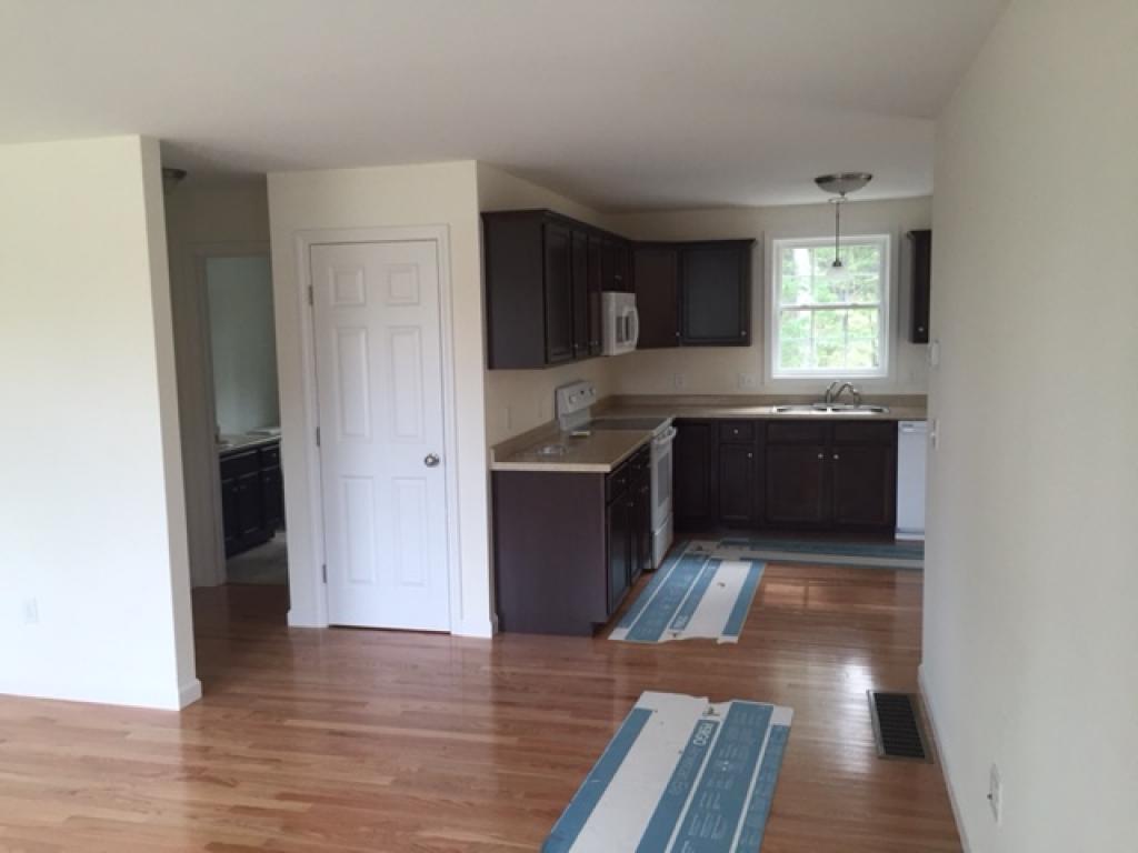 16 Rocky Hill Road Nottingham, NH 03290 - Photo 12 of 15