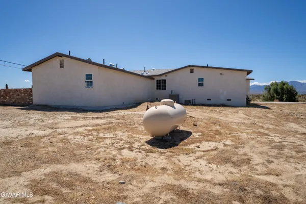 $409,000 | 18531 East Palmdale Boulevard, Palmdale, CA 93591