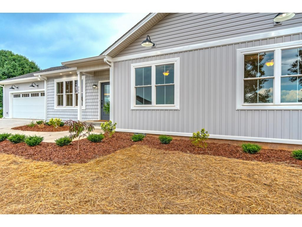 320 Upper Sand Valley Road Jonesborough, TN 37659 - Photo 5 of 36 Photo 5