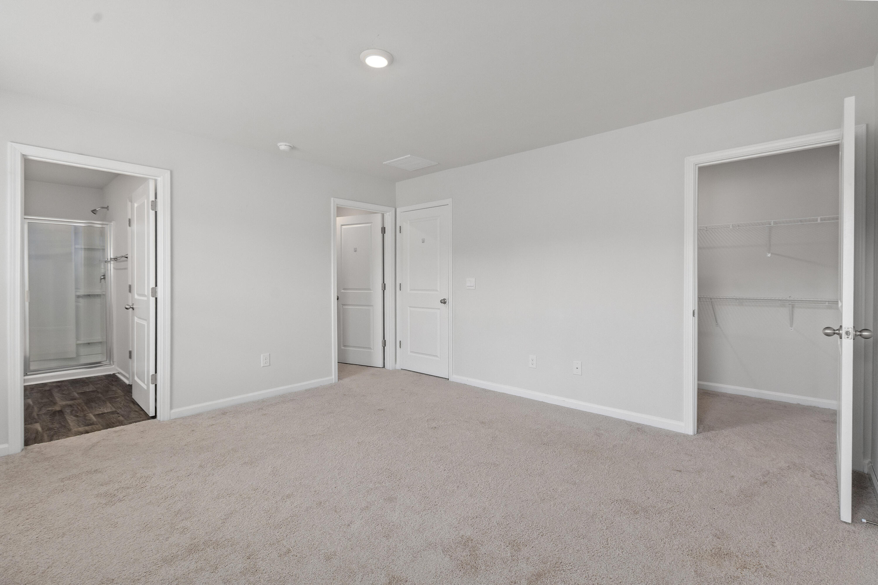 186 Cloverleaf Street Summerville, SC 29483 - Photo 25 of 51 186CloverleafSt-CasaVerdeMediaLLC35