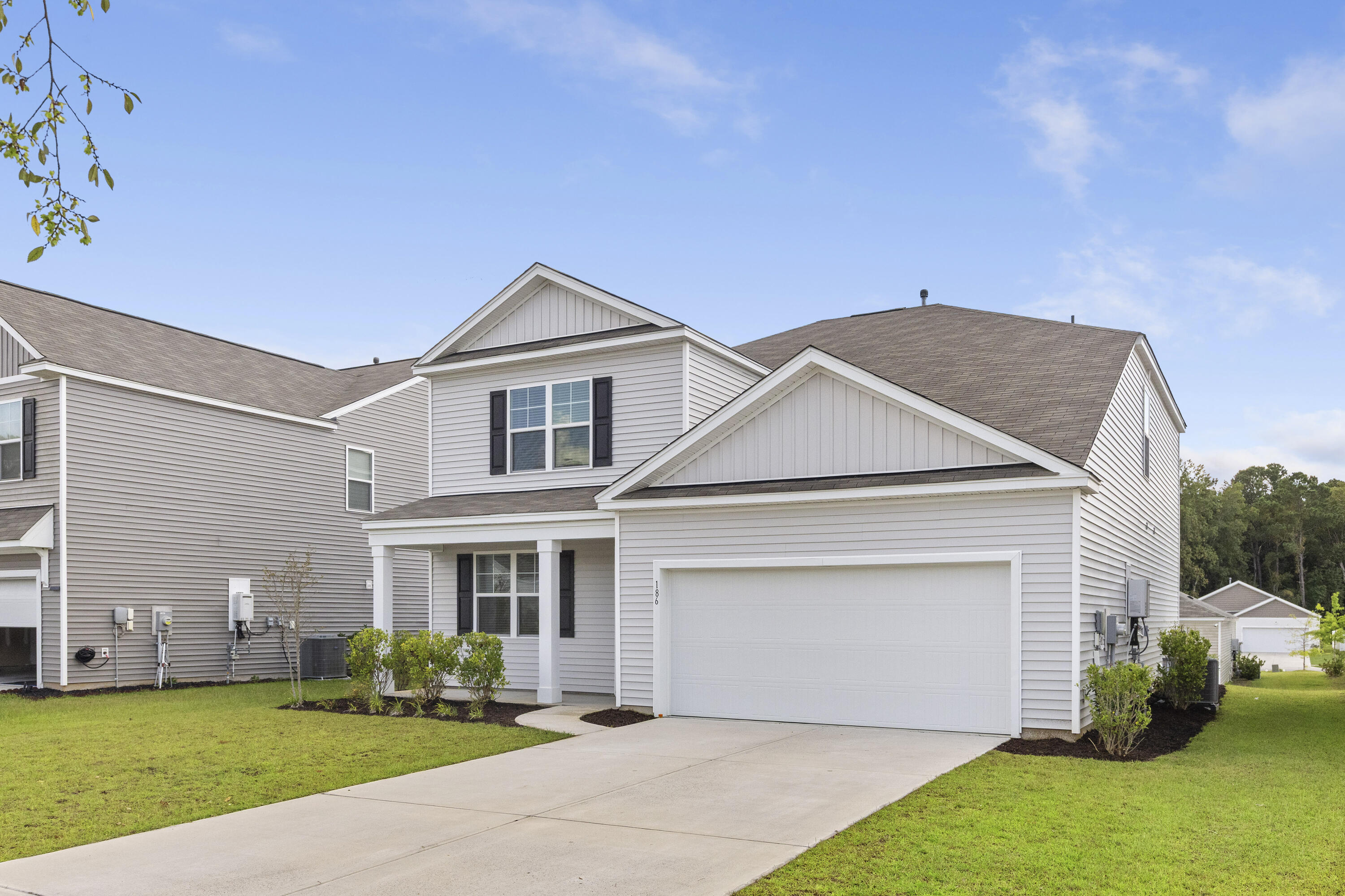 186 Cloverleaf Street Summerville, SC 29483 - Photo 8 of 51 186CloverleafSt-CasaVerdeMediaLLC49