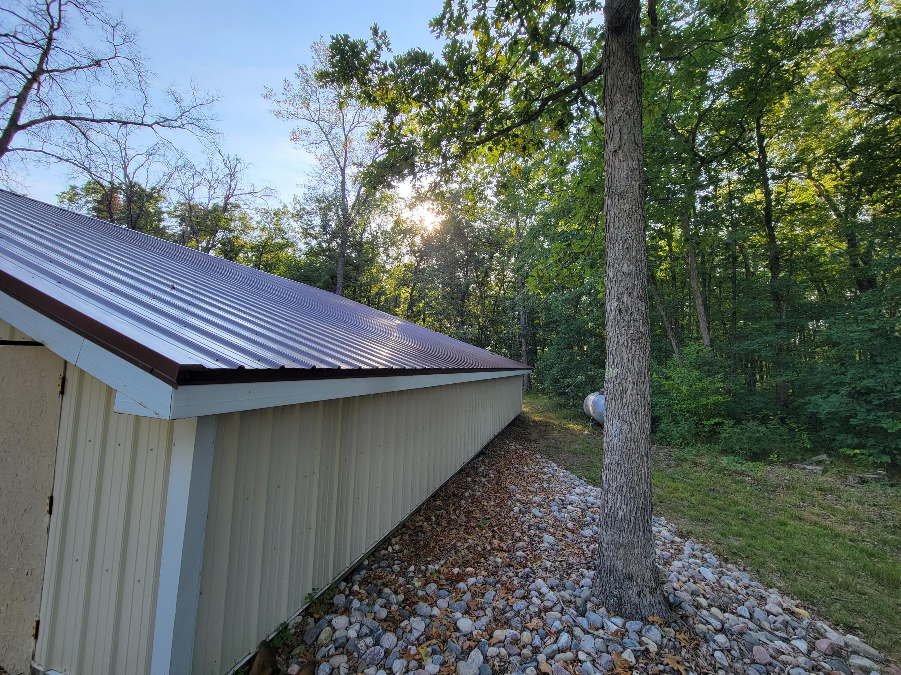 890 South High Bridge Road Wellston, MI 49689 - Photo 24 of 29 20230816_184045