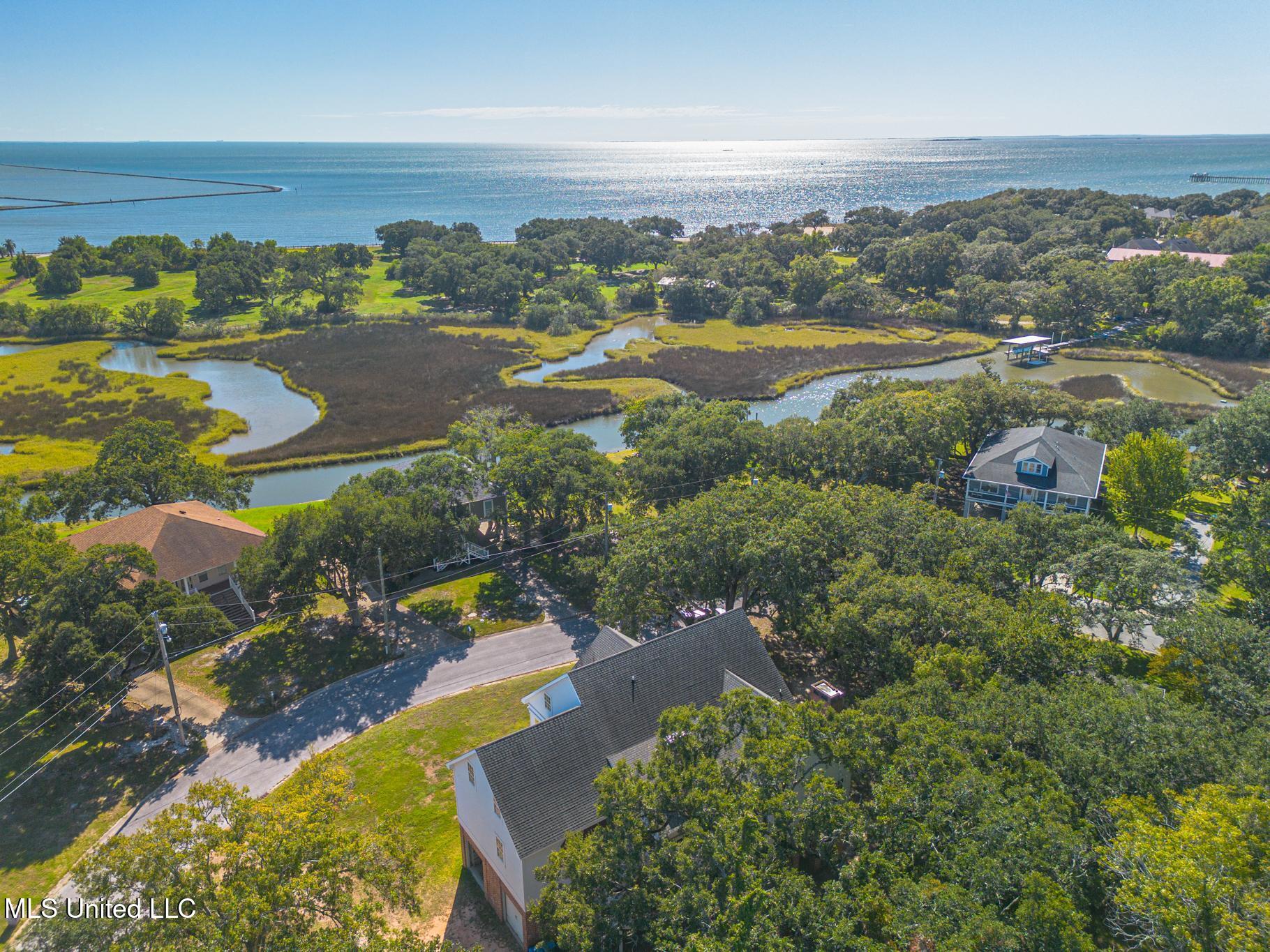 726 Wiggins Circle Pascagoula, MS 39581 - Photo 48 of 54 24-6