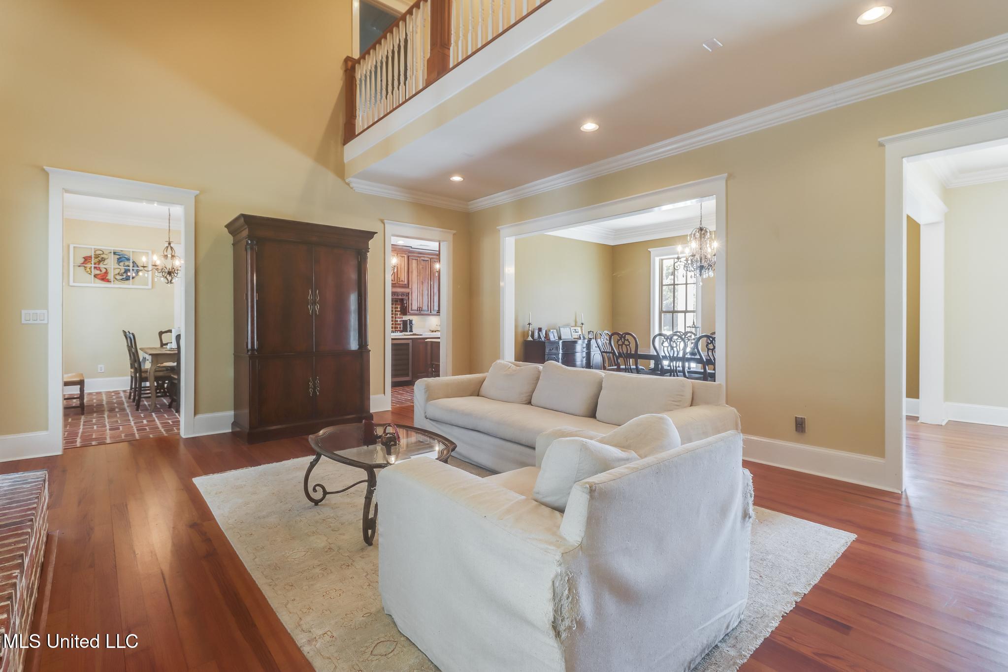 726 Wiggins Circle Pascagoula, MS 39581 - Photo 7 of 54 level 2