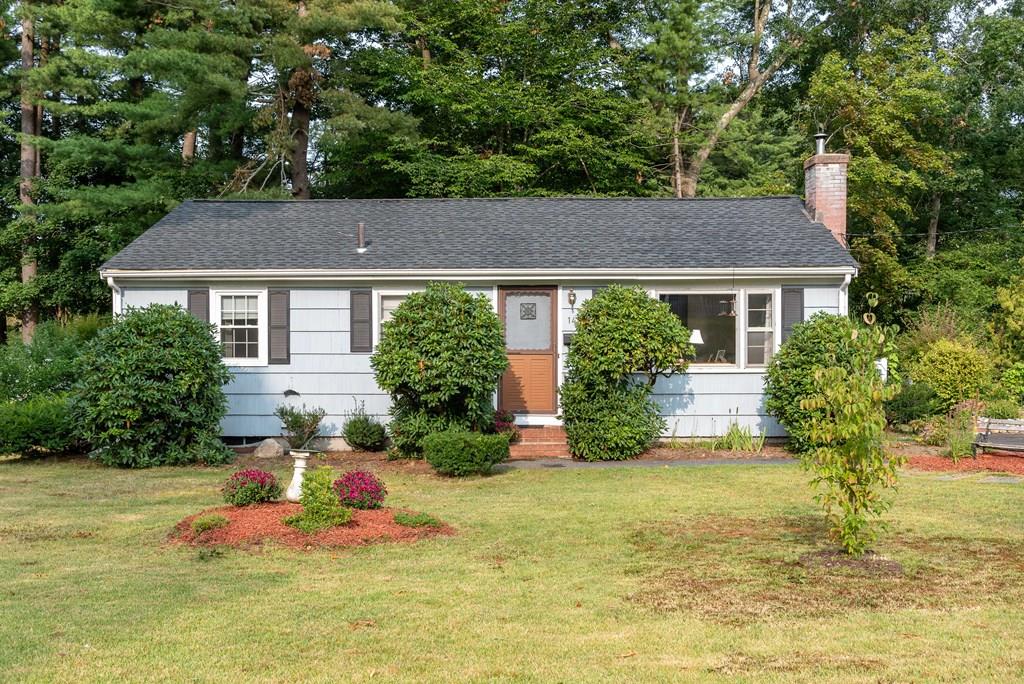 14 Vernon Road Medway, MA 02053 - Photo 1 of 17 Gallery Image 1