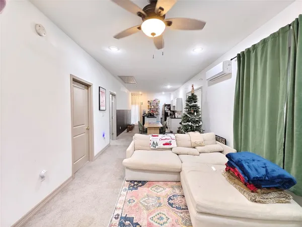 $1,850 | 1217 Campbell Street, Houston, TX 77009