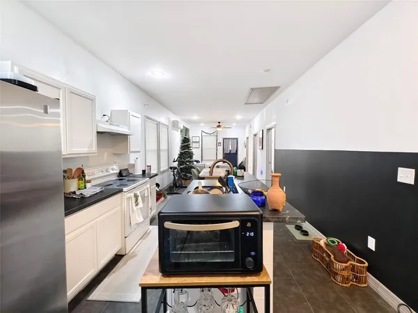 $1,850 | 1217 Campbell Street, Houston, TX 77009