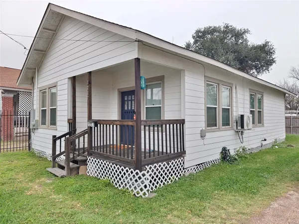 $1,850 | 1217 Campbell Street, Houston, TX 77009