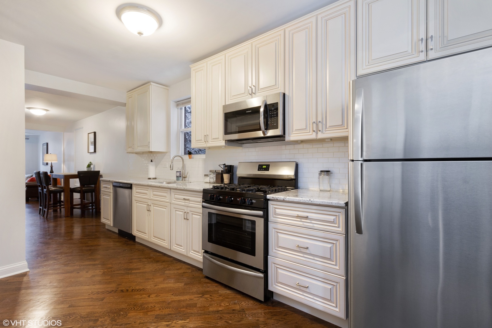 868 North Marshfield Avenue Chicago, IL 60622 - Photo 5 of 23