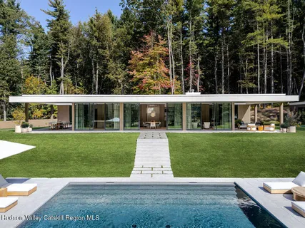 $4,450,000 | 27 Lk Rdg Lane, Craryville, NY 12521