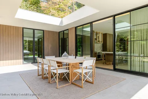 $4,450,000 | 27 Lk Rdg Lane, Craryville, NY 12521