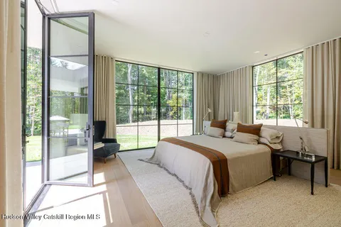 $4,450,000 | 27 Lk Rdg Lane, Craryville, NY 12521