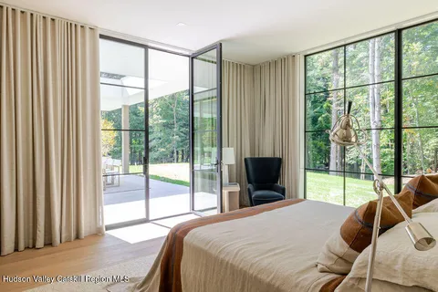 $4,450,000 | 27 Lk Rdg Lane, Craryville, NY 12521