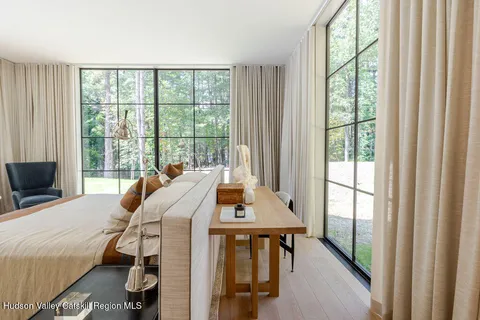 $4,450,000 | 27 Lk Rdg Lane, Craryville, NY 12521