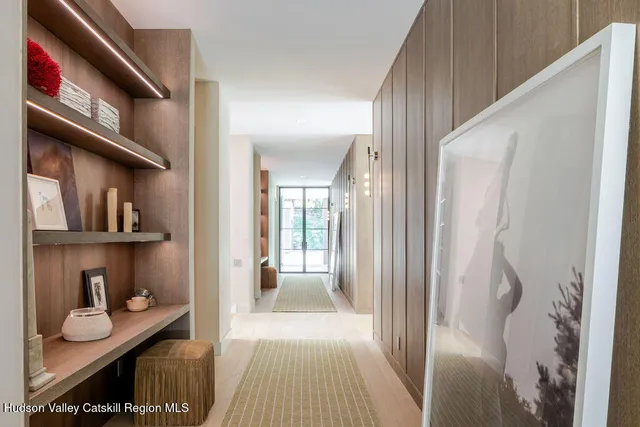 $4,450,000 | 27 Lk Rdg Lane, Craryville, NY 12521