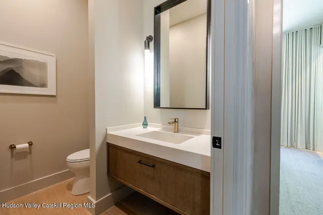 $4,450,000 | 27 Lk Rdg Lane, Craryville, NY 12521