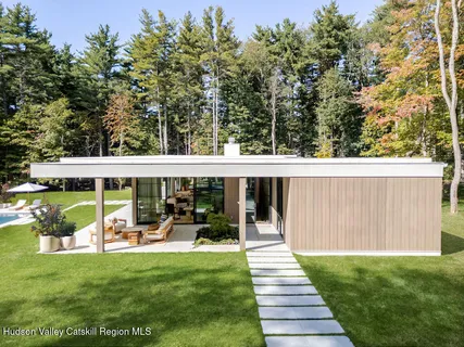 $4,450,000 | 27 Lk Rdg Lane, Craryville, NY 12521