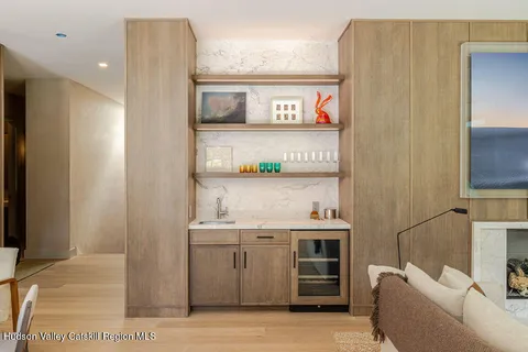 $4,450,000 | 27 Lk Rdg Lane, Craryville, NY 12521