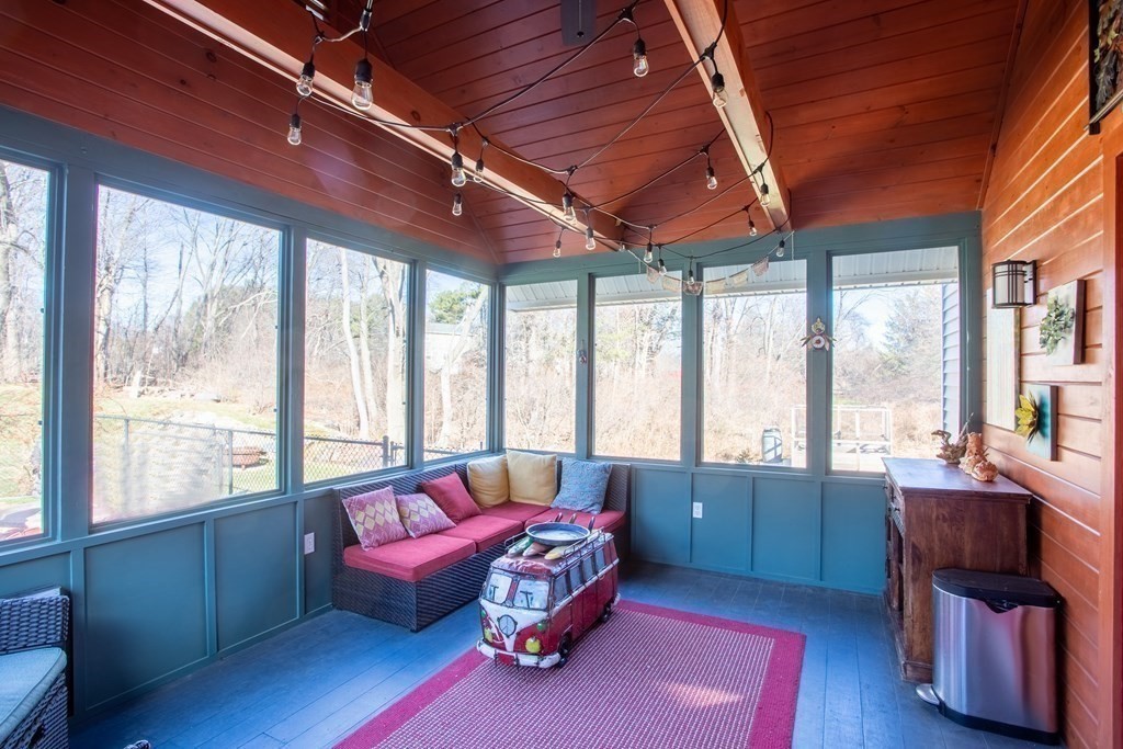 66 Jay Road North Andover, MA 01845 - Photo 16 of 40 Gallery Image 16