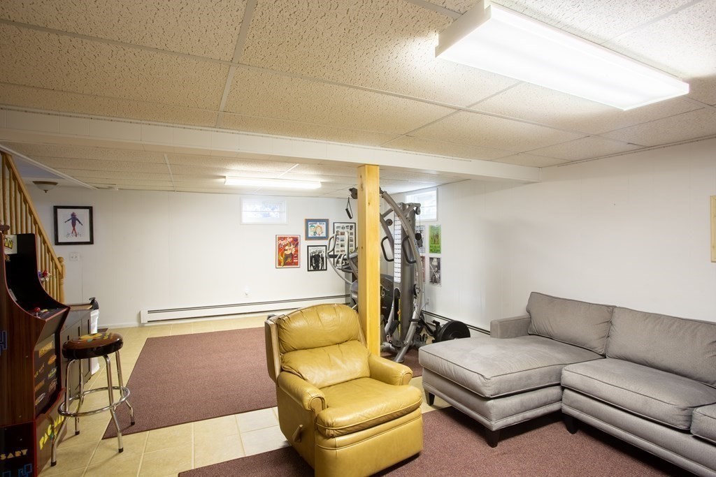 66 Jay Road North Andover, MA 01845 - Photo 39 of 40 Gallery Image 39
