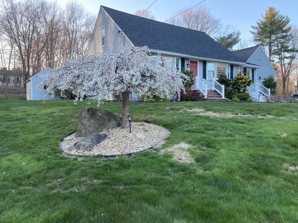 66 Jay Road North Andover, MA 01845 - Photo 4 of 40 Gallery Image 4