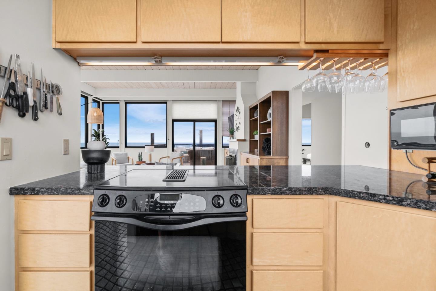 64 Avocet Circle Watsonville, CA 95076 - Photo 31 of 91 a kitchen with a stove and a refrigerator