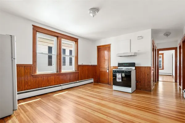 $600,000 | 975 Atwells Avenue, Providence, RI 02909