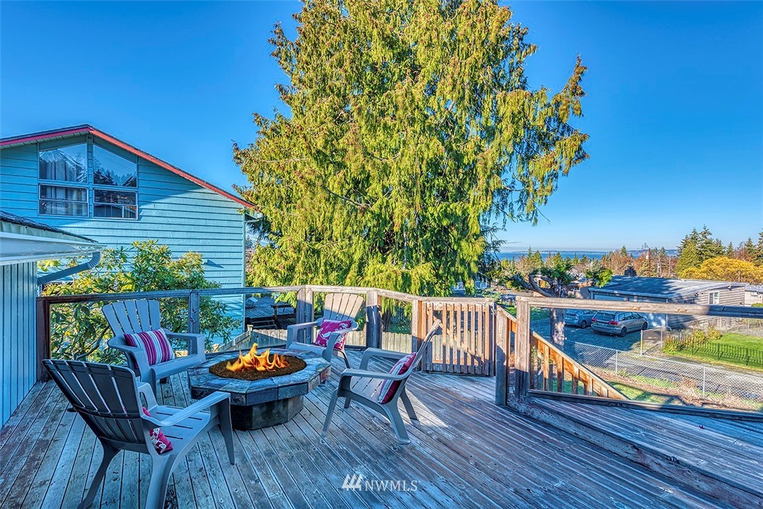 1045 Daley Street Edmonds, WA 98020 - Photo 21 of 23