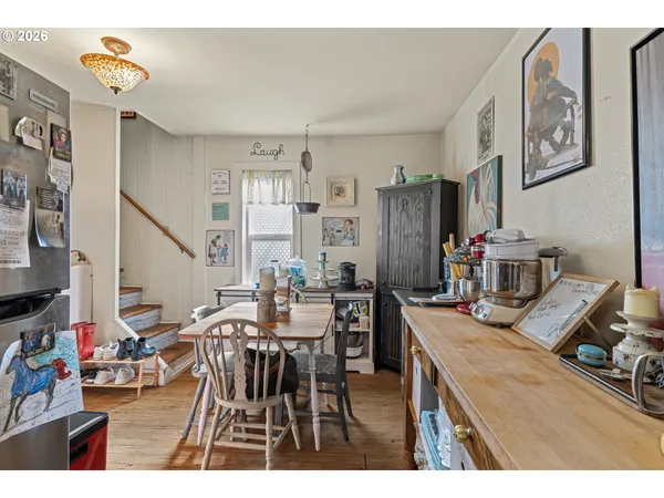 $225,000 | 931 South 4th Street, Coos Bay, OR 97420