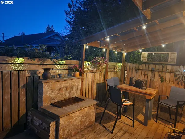 $225,000 | 931 South 4th Street, Coos Bay, OR 97420