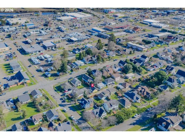 $225,000 | 931 South 4th Street, Coos Bay, OR 97420