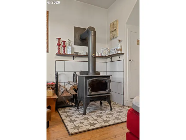 $225,000 | 931 South 4th Street, Coos Bay, OR 97420