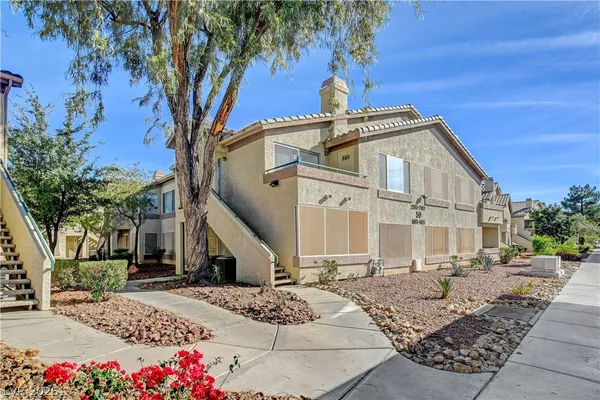 $1,495 | 5710 East Tropicana Avenue, Unit 2199, Las Vegas, NV 89122