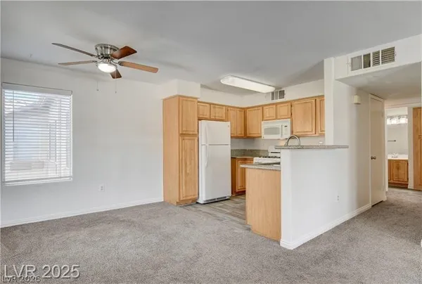 $1,495 | 5710 East Tropicana Avenue, Unit 2199, Las Vegas, NV 89122