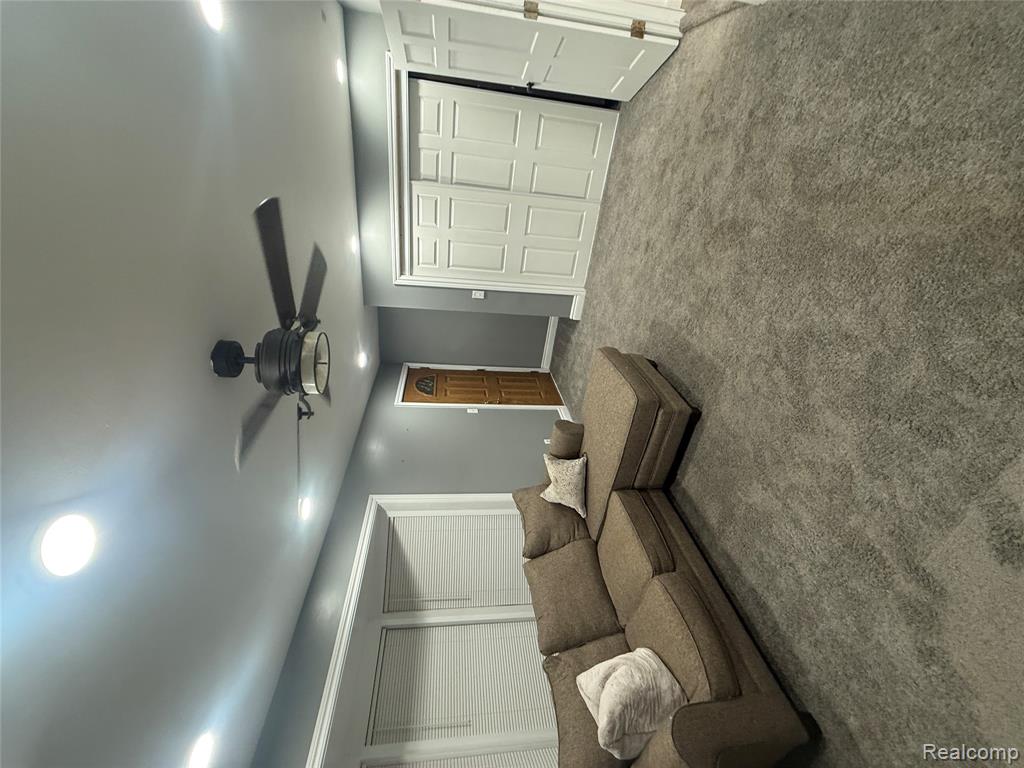 44862 Willis Road Belleville, MI 48111 - Photo 7 of 14