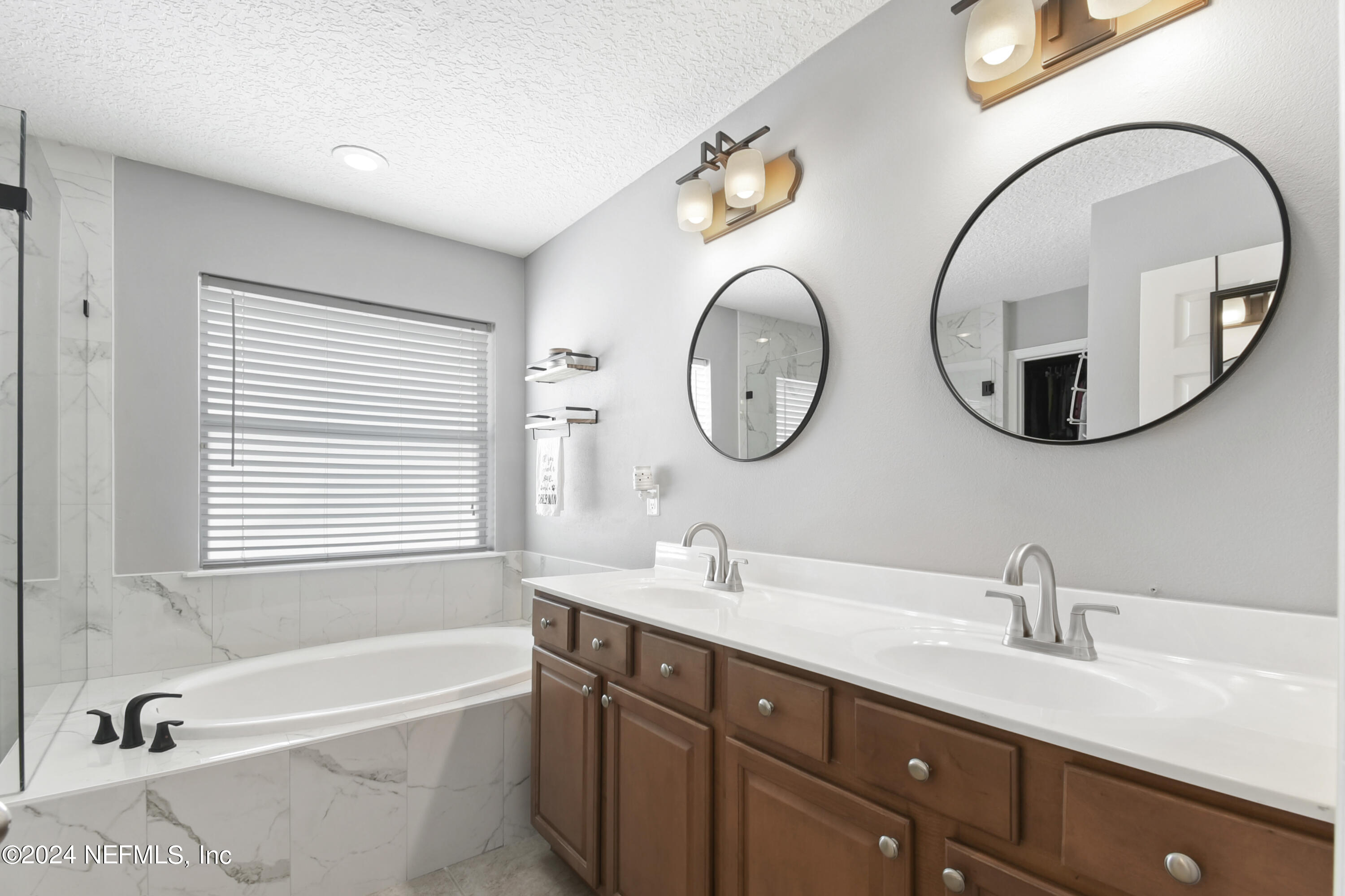 1165 Carmona Place St. Augustine, FL 32092 - Photo 17 of 42 Primary Bathroom