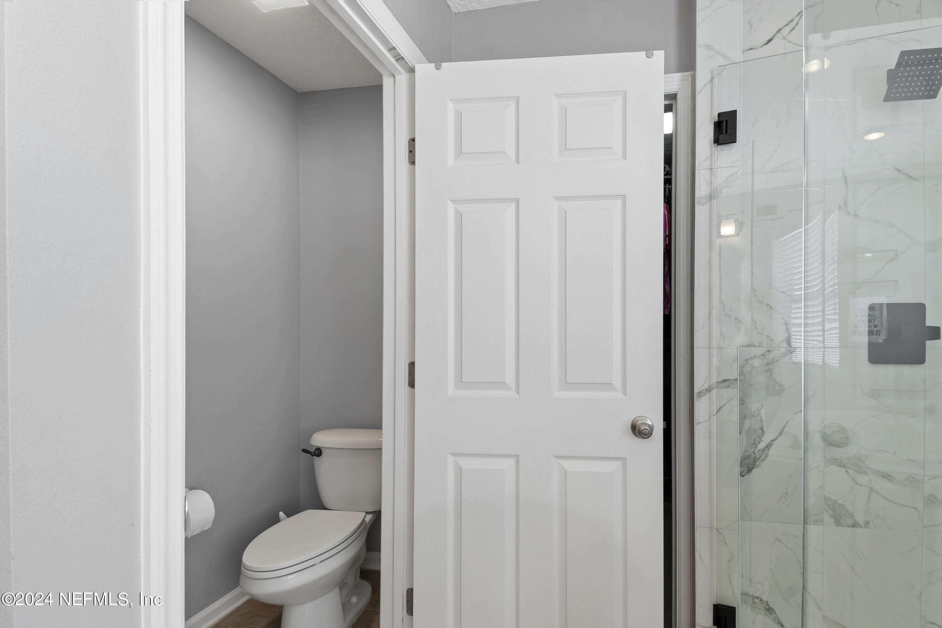 1165 Carmona Place St. Augustine, FL 32092 - Photo 19 of 42 Primary Bathroom